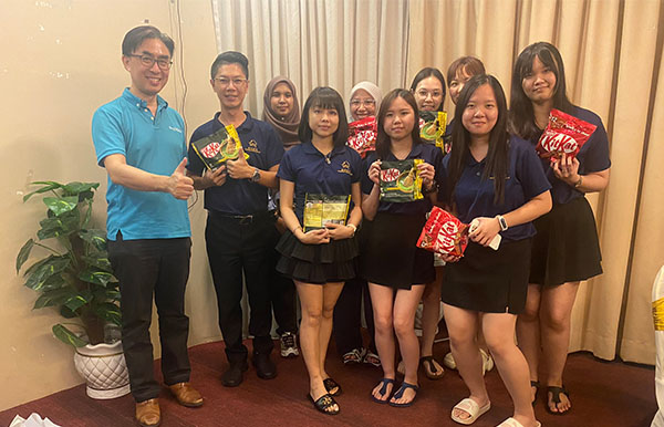 Post Image_0003_IMG_7827