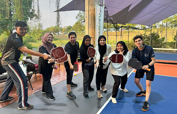 Work Passionately, Live Happily_0007_Pickleball 2